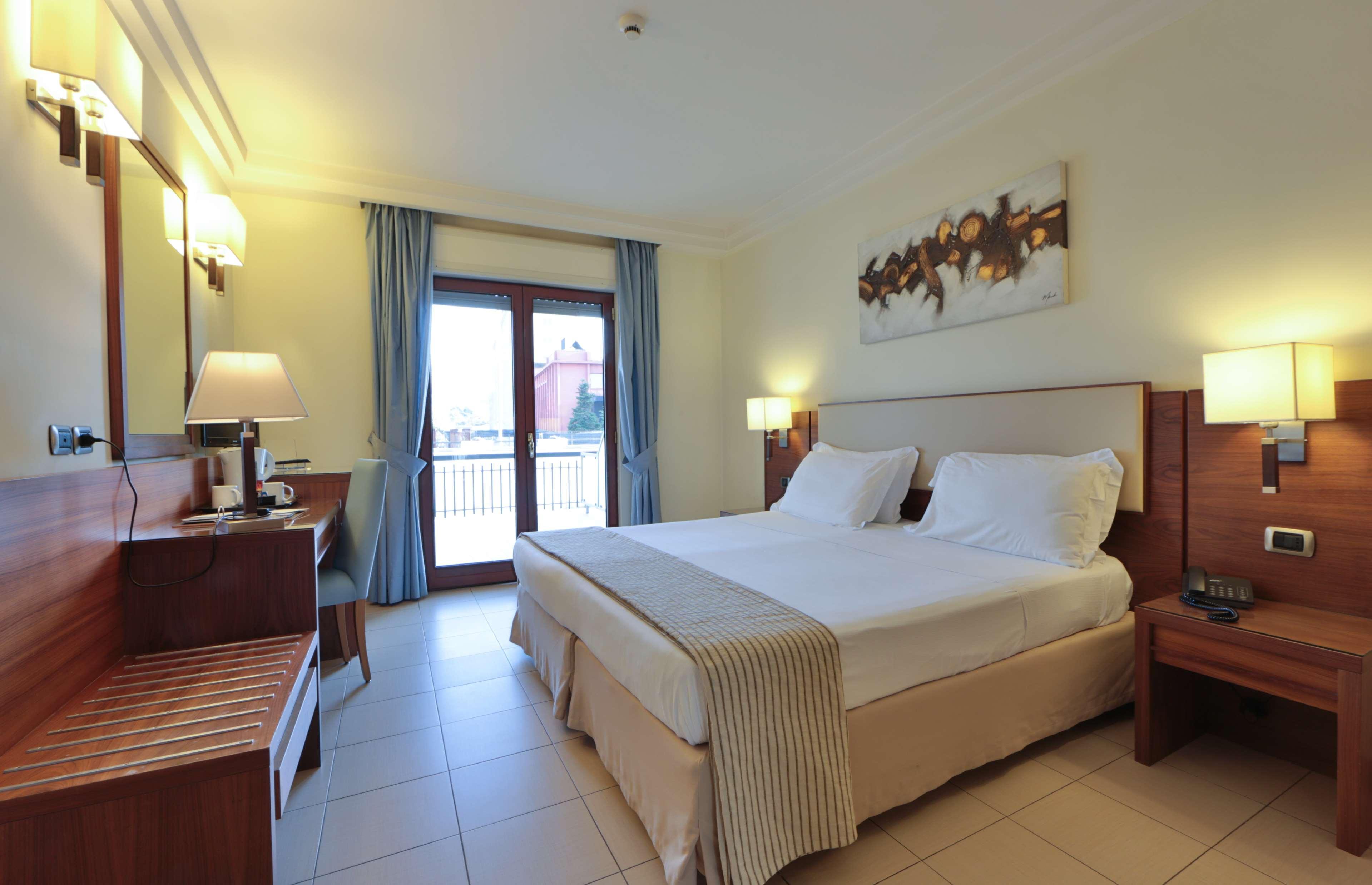 Suites & Residence Hotel Pozzuoli Exterior photo